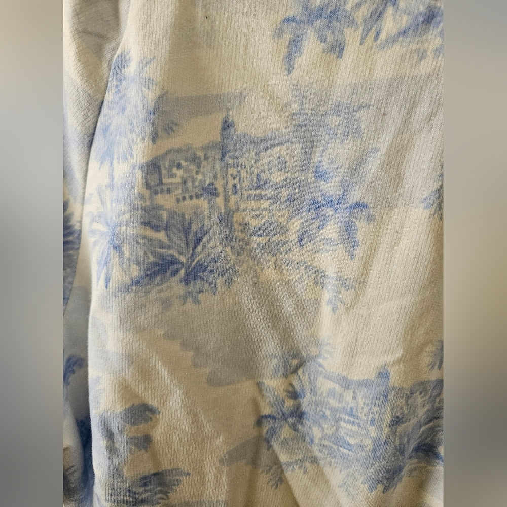 Crown & Ivy Blue & White Toile Knit Top – Size M - Picture 5 of 5